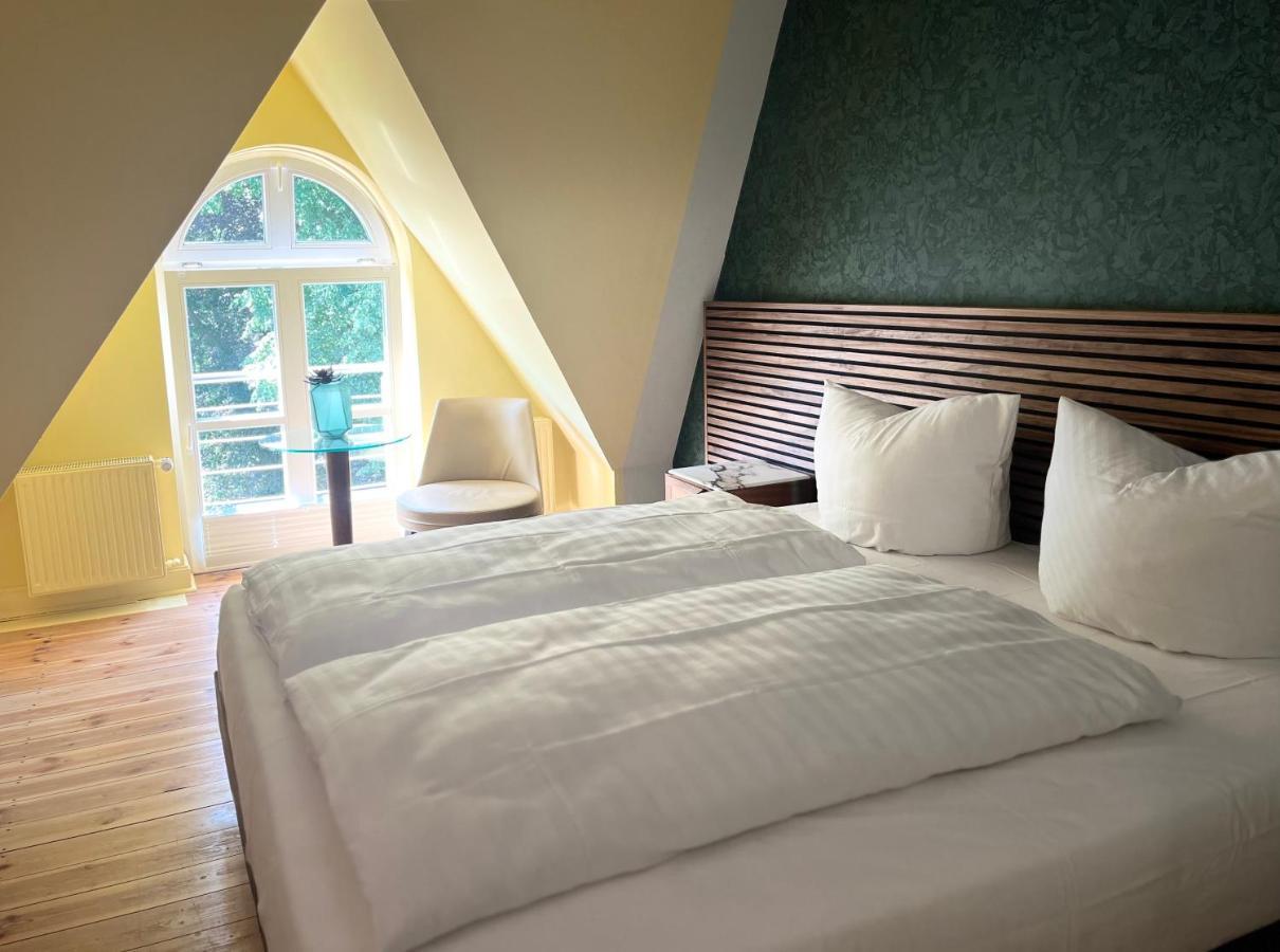 Stuckhotel Fettehenne راتينغن المظهر الخارجي الصورة